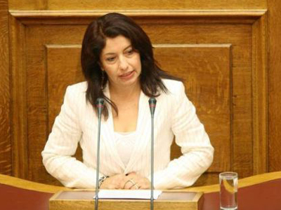 ΝΔ-ΣΥΡΙΖΑ: Κόντρα για το ευρώ